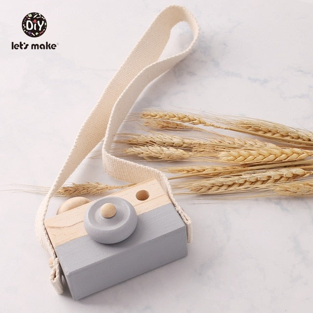 Wooden Play Camera